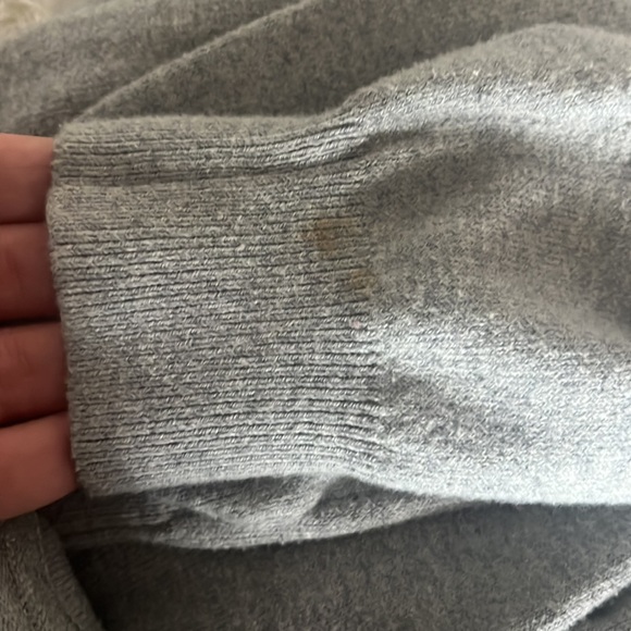 3 for $10! - Gap Cardigan Grey - Picture 3 of 3